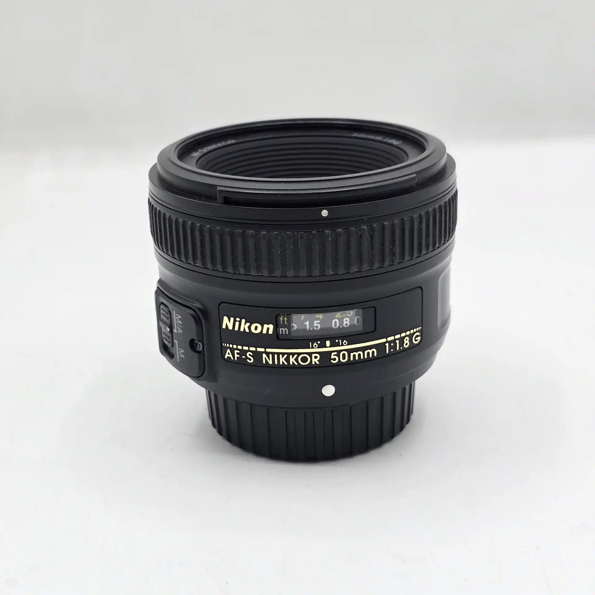 لنز نیکون Nikon 50mm f1.8G دست دو